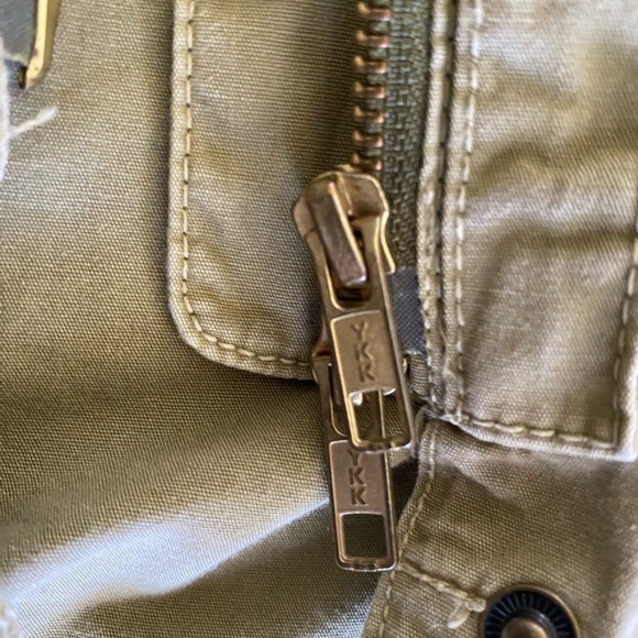 Women’s green J.Crew jacket. Size extra small in good condition. - Picture 12 of 16